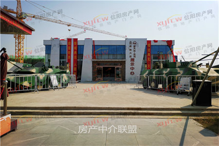 康桥丹郡3室2厅1卫75万113m2毛坯房出售